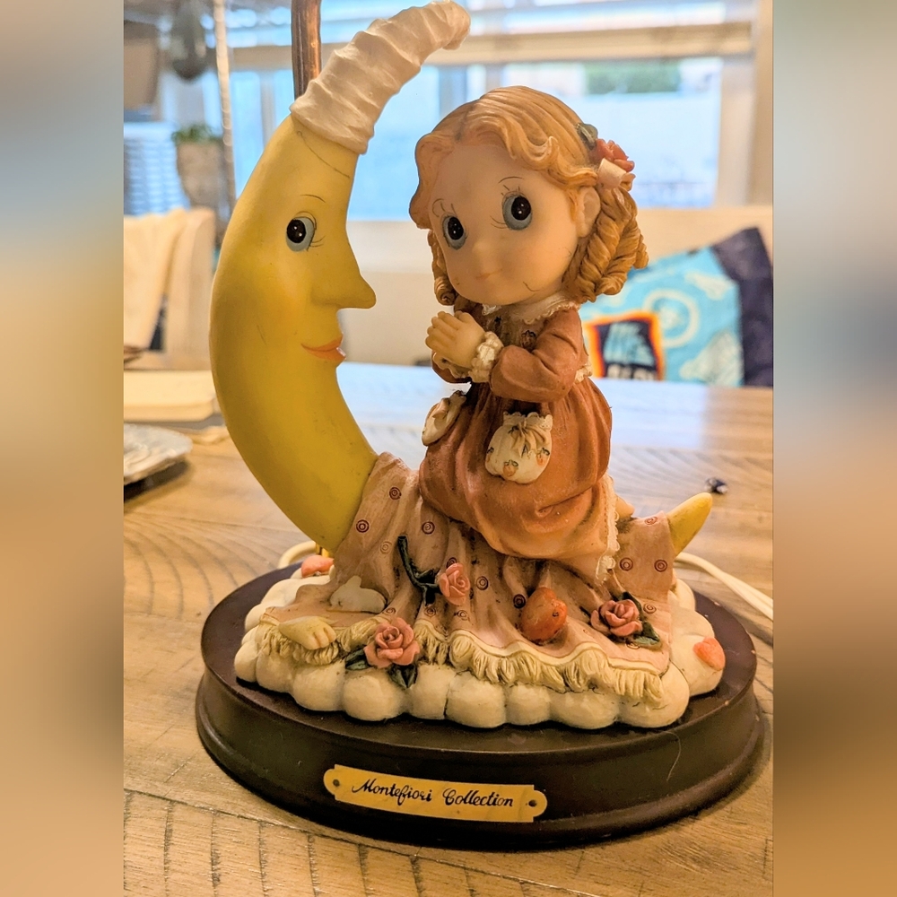 Vintage Montefiori Collection Figurine Night Lamp Praying Girl & Moon No Shade